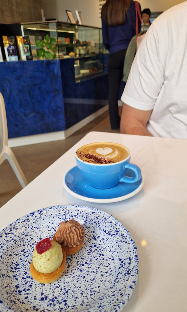 Calgary Cafe Otie