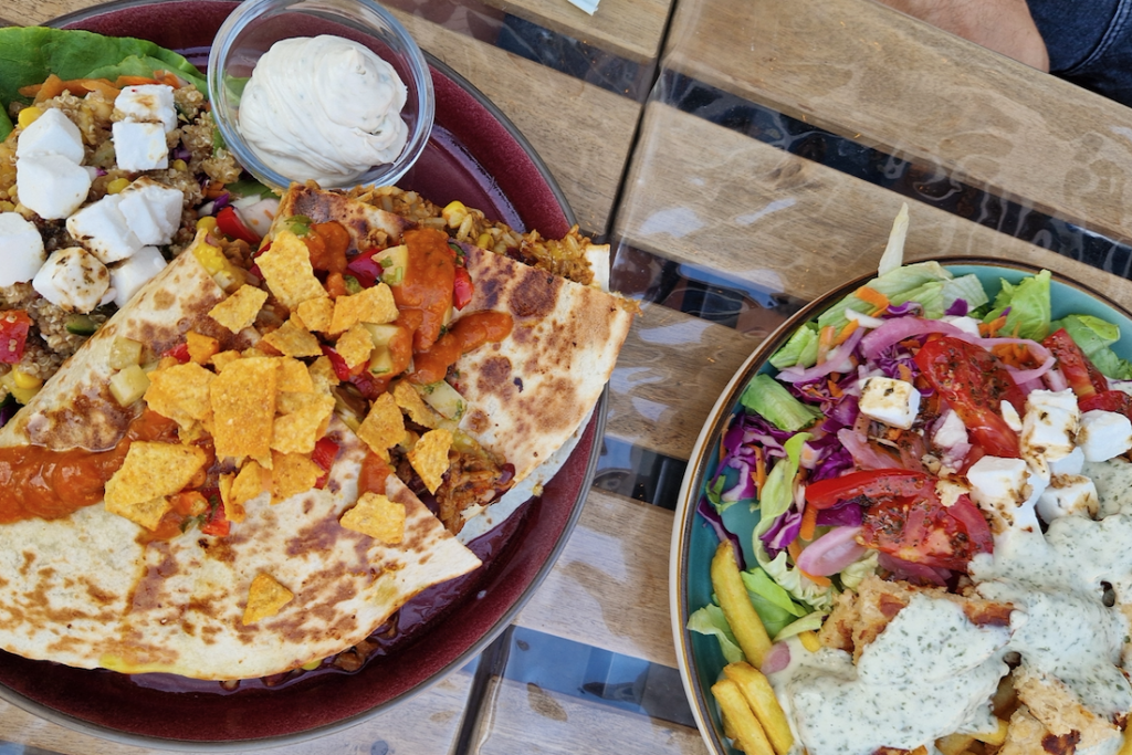 Pécs Vegan Food LYR Speciality Coffee and Food