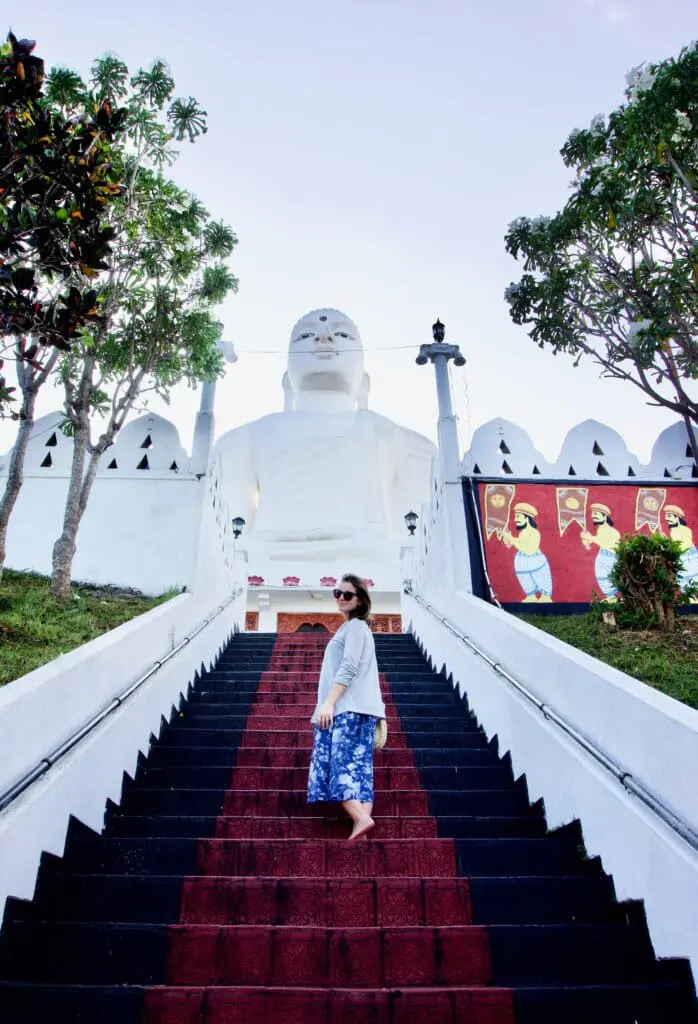 Bahiravokanda Vihara Buddha Statue