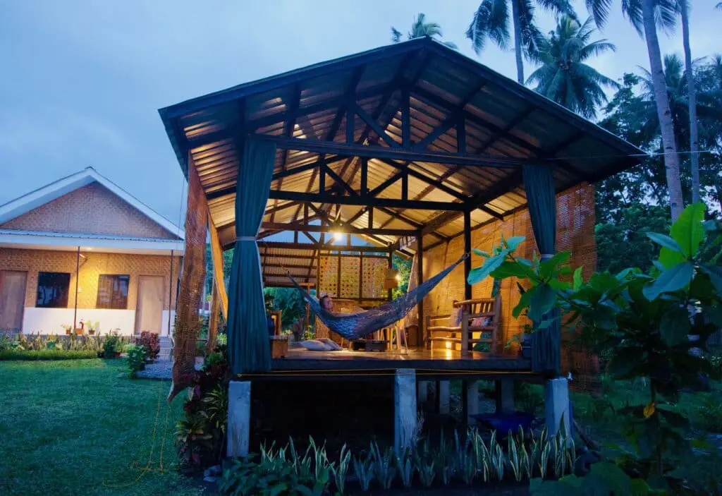 Bahandi Beach Lodge