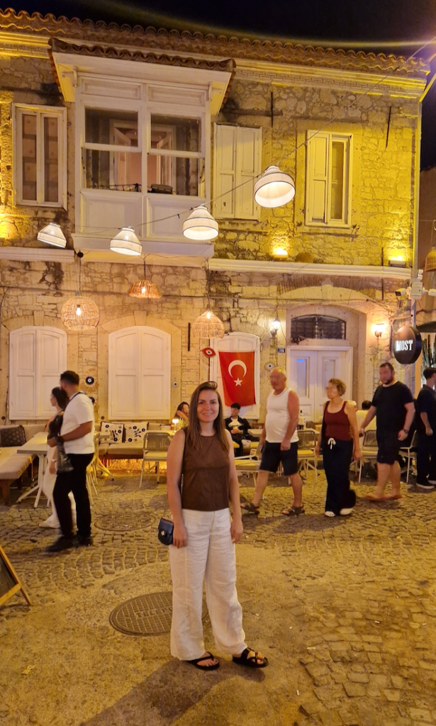 Alacati Altstadt abends