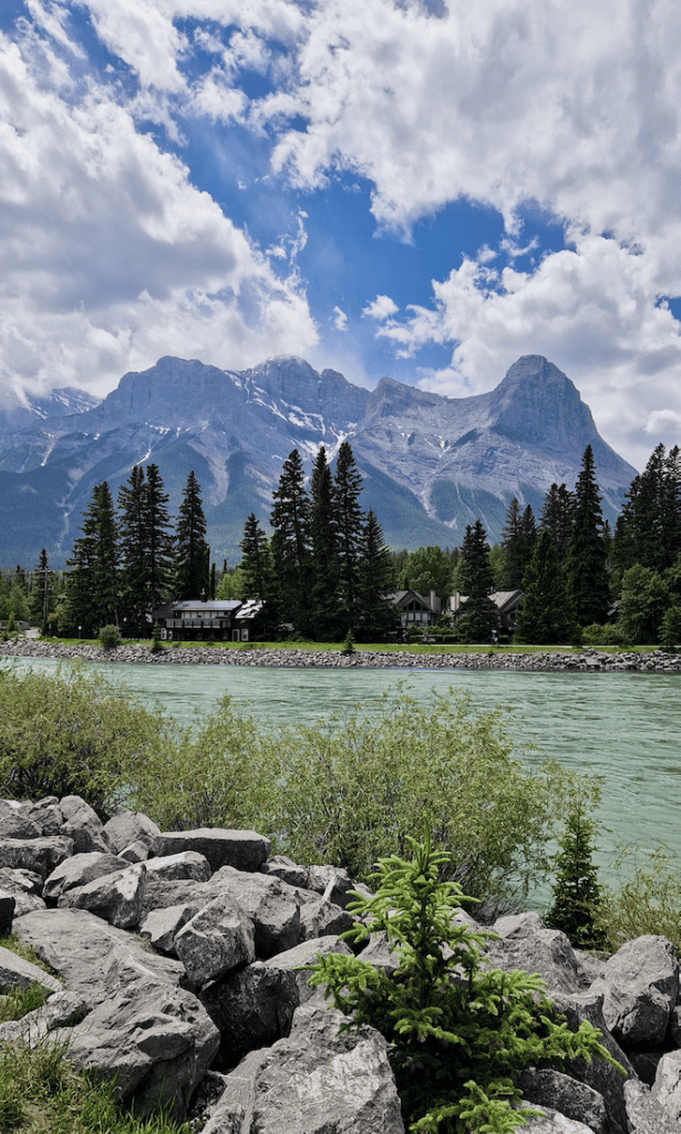 Canmore Sehenswürdigkeiten Bow-River