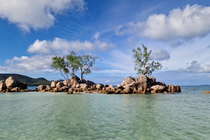 Praslin Smoon Island
