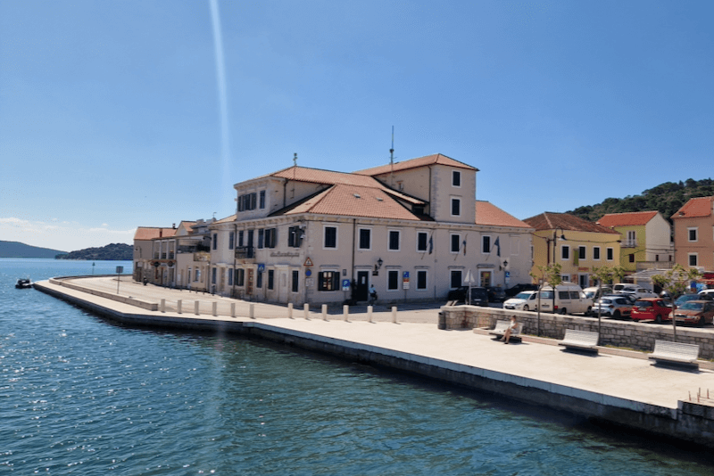 Tisno Promenade